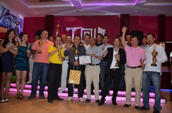 Openning golf tournament of 2012